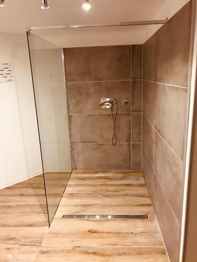 Soutterain - Wohnung Mit Senkgarten Weingarten  Екстериор снимка